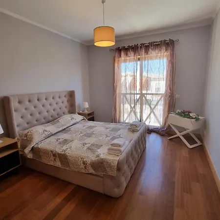 Luxury Olivia 10 - 15 Min To The Oura, Private Swimming Pool